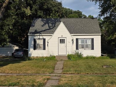 518 N Burlington Ave