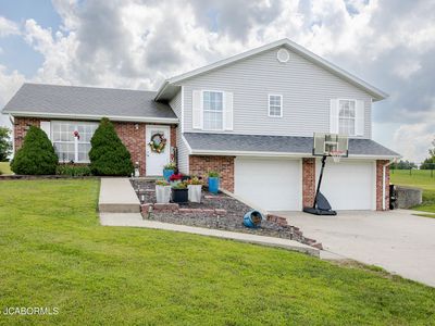 Property at 9474 Erika Ln, New Bloomfield, MO