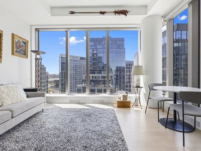 133 Seaport Blvd Unit 1805