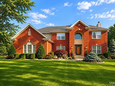 1011 Lyonshall Blvd
