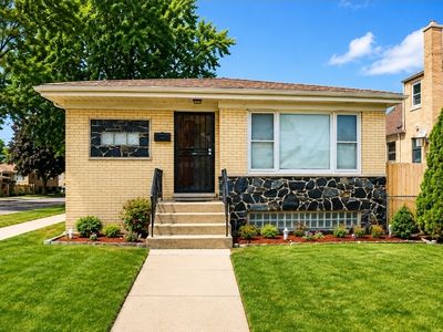 3000 N Neenah Ave