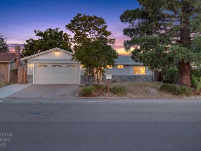 7263 Hayward Dr