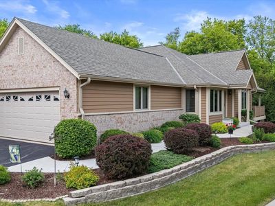 W243N2205 Deer Park COURT #B