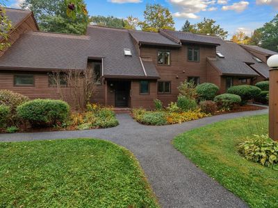 315 Acorn Lane