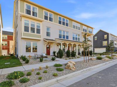1484 N 1875 W