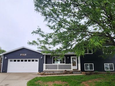 4 Willow Ln