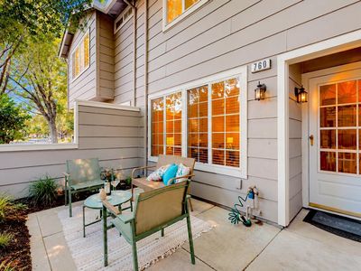 760 Greenford Ct