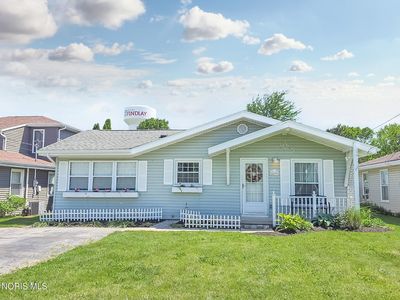 419 E Hobart Ave