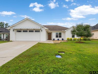 111 Lainey Ln
