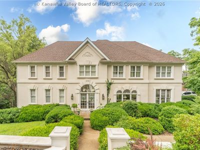330 Wood Lomond Way