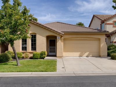 109 Bright Eyes Ct