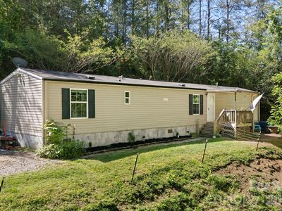 23 Lela Ln