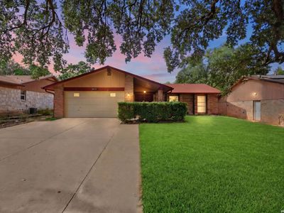 8838 Thatch Dr