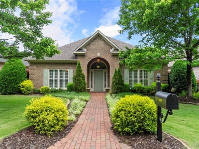 1661 Williamsburg Ln