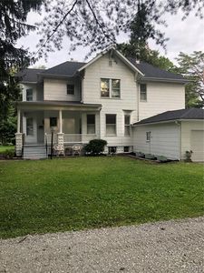 Property at 215 E Olive St, Staunton, IL