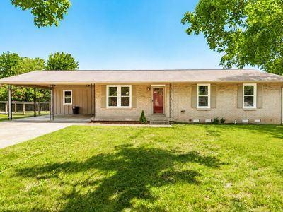 100 Hull Ln
