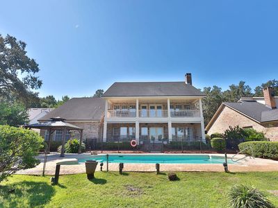 217 Yacht Club Dr