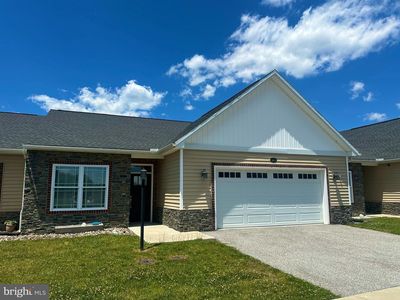 Property at 103 Blackbird Ln, Shippensburg, PA
