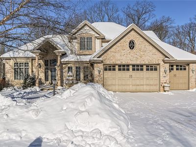 807 Gallant Fox Ln