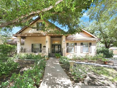 3301 Winsome Ct