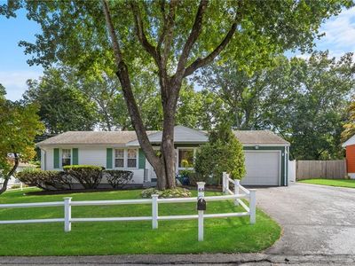 Property at 66 Wayne Dr, Cumberland, RI