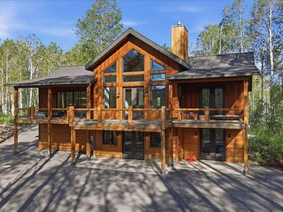 3897 S Blue Spruce Dr