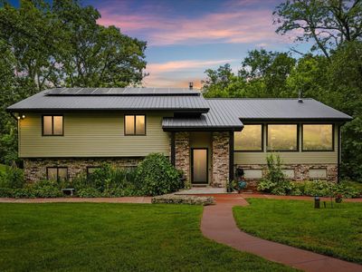 30 Rose Dr