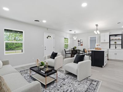 2670 Louise Dr