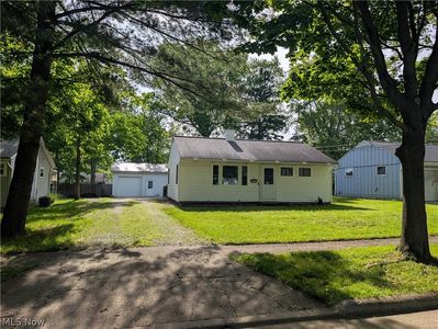 50 Circle Dr