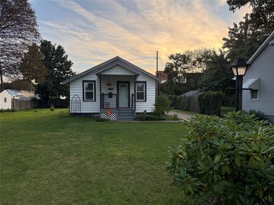 944 Delaware Ave