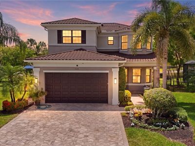 4220 Amelia WAY