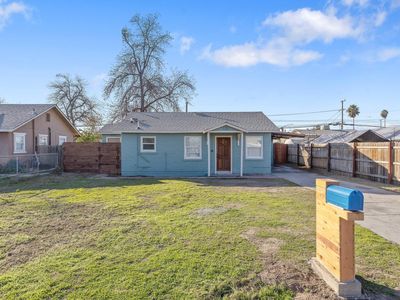 121 S Los Angeles Street