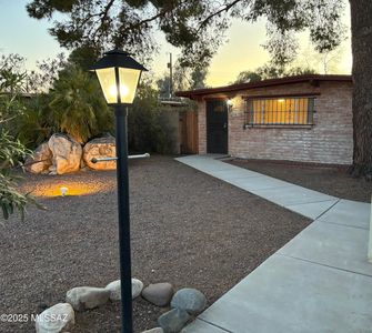 4153 N San Patricio Pl