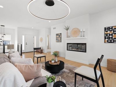6612 Vista Valley