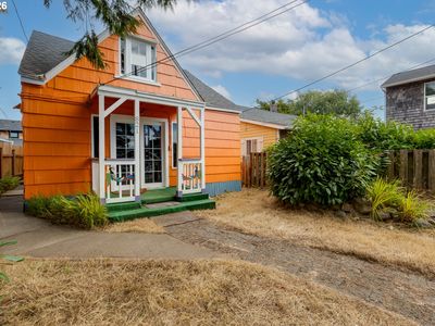Property at 821 S Columbia St, Seaside, OR