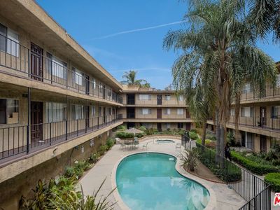 Property at 8505 Columbus Ave Unit 307, North Hills, CA