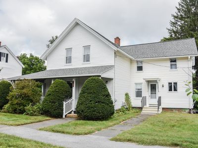 69 W Main St