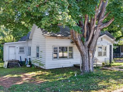 117 Mitchell Es St