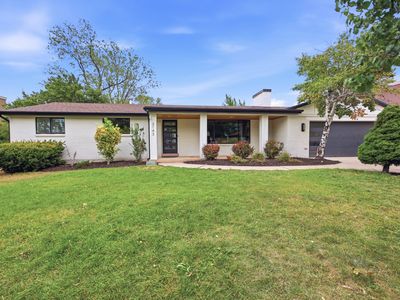 3143 E Del Mar Dr S