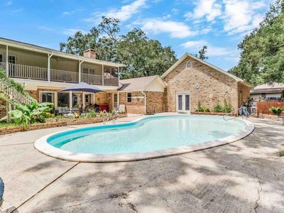 32 Blithewood Dr