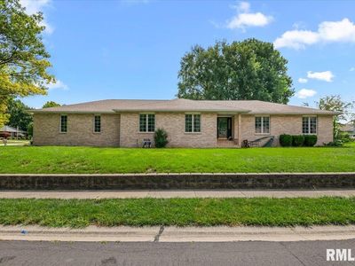 2538 Shawnee Dr