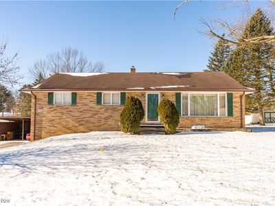 1945 Fairbrook Ave NE