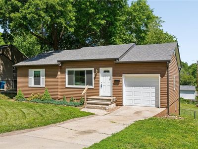 Property at 748 Hillside Ave, Liberty, MO