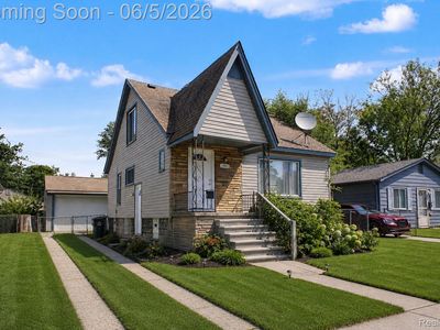 1301 E Muir Ave