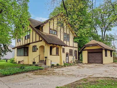 333 E Lawrence Ave