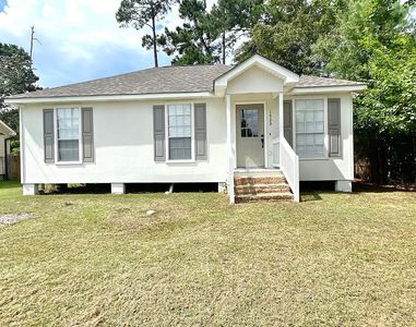 Property at 1529 Franklin St, Mandeville, LA