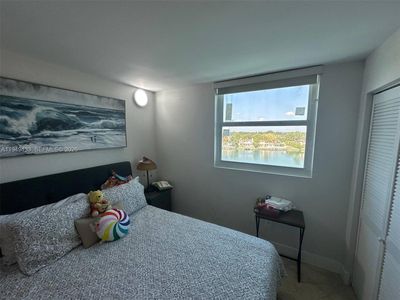 5880 Collins Ave APT 705