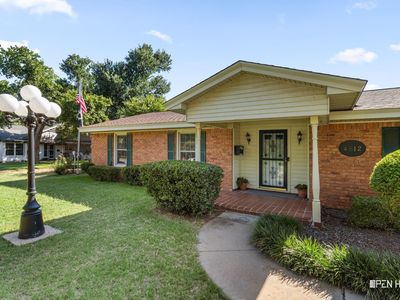 4512 Meadowbrook Dr