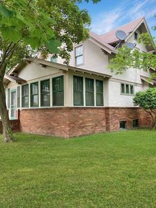 26470 Lakeland Ave S