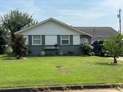 315 Sunset Dr